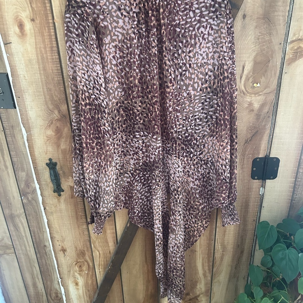 Express Pink Patterned Blouse - Picture 4 of 8